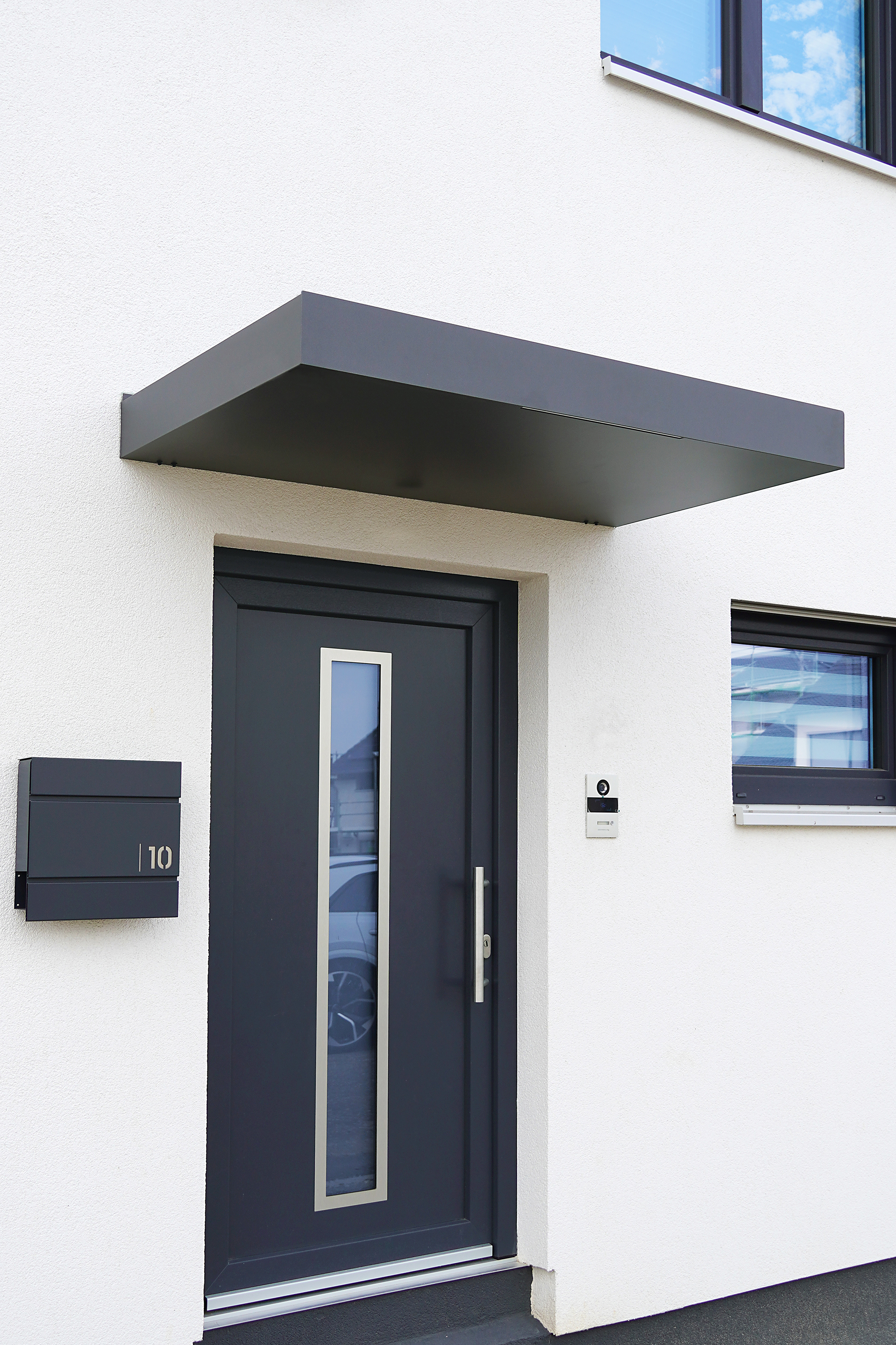 Scobalit Haustürvordach Hamburg Standard mit LED 160 × 90 × 15,5 cm Ohne Seitenteil - Bild 4